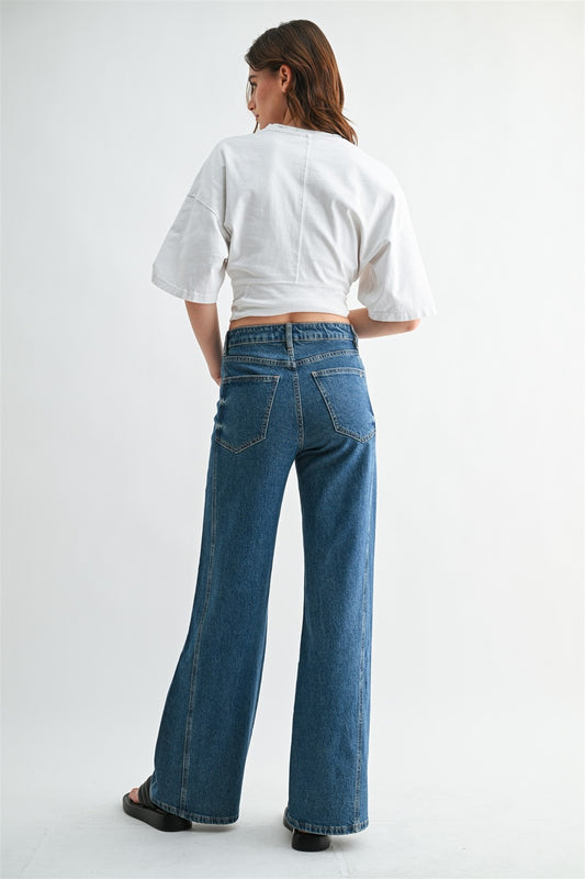 Stretch denim with Side Panel Wide Leg Jean in Chathams Sea.
Button and zipper closure
Front and back pockets