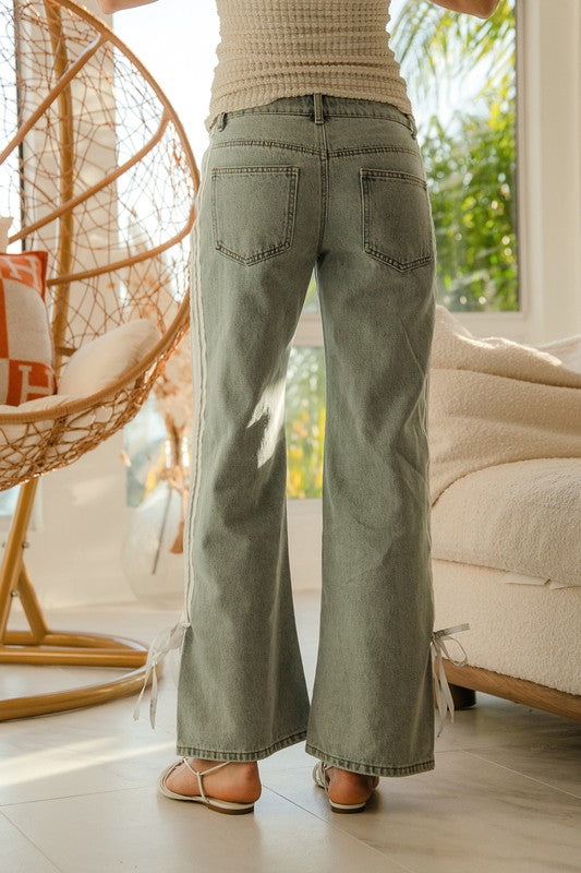 The Tina White Bow Denim Pants