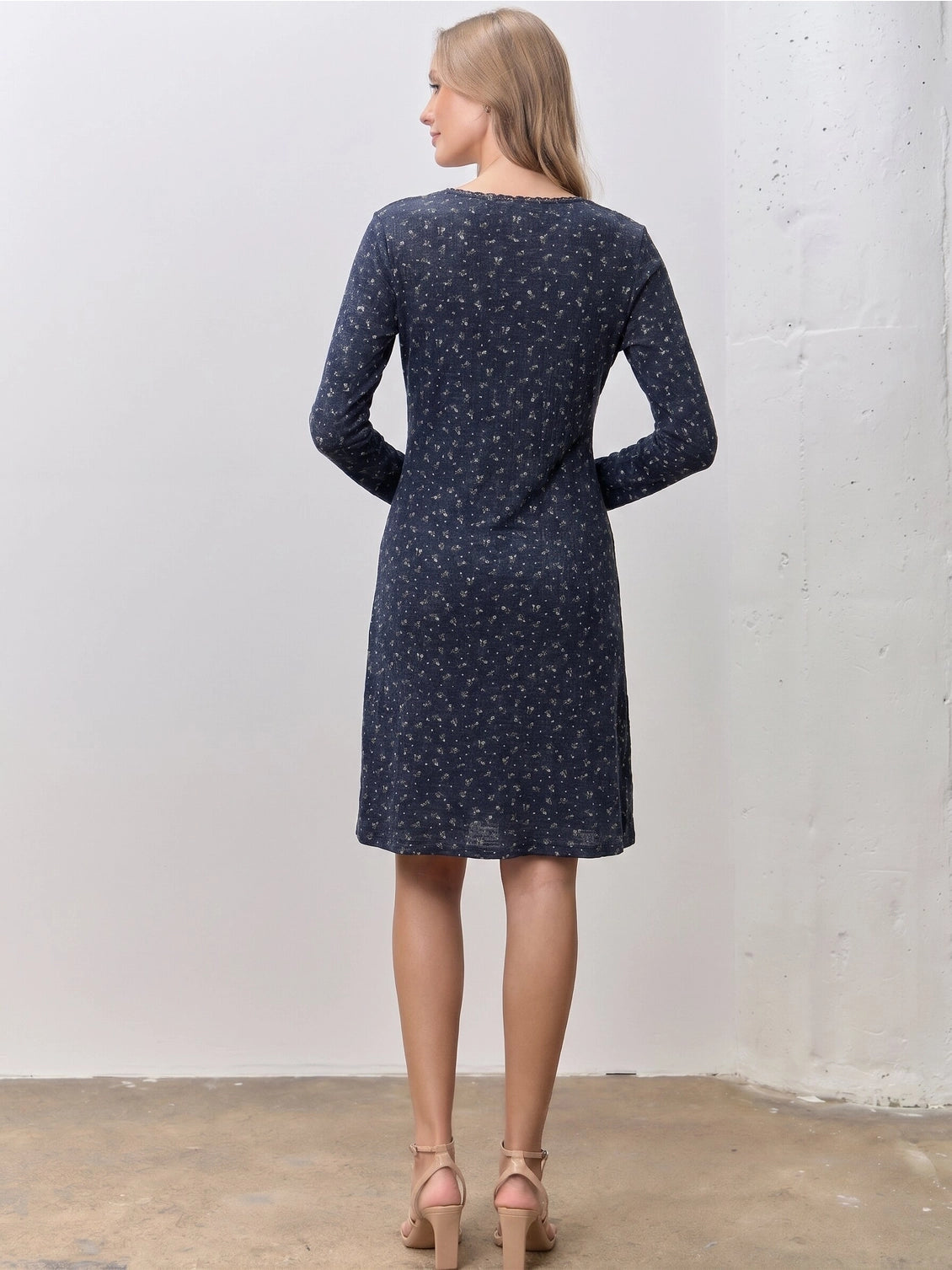The Celia Ditsy Floral Midi Dress in Navy