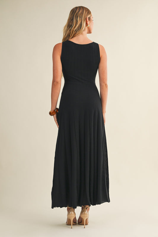 The Clara Sleeveless Dress in Black