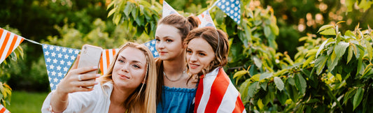 3 Easy Memorial Day Outfits for Every Kind of Long Weekend Plan