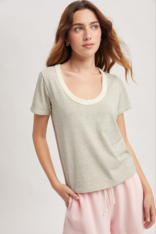 Scoop neck tee in cream with black stripes. Short sleeves. 