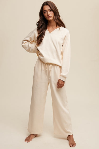 The Alina Sweatshirt and Pants set in Cream