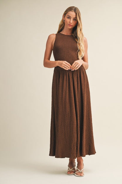 The Wynn textured dress in dark brown