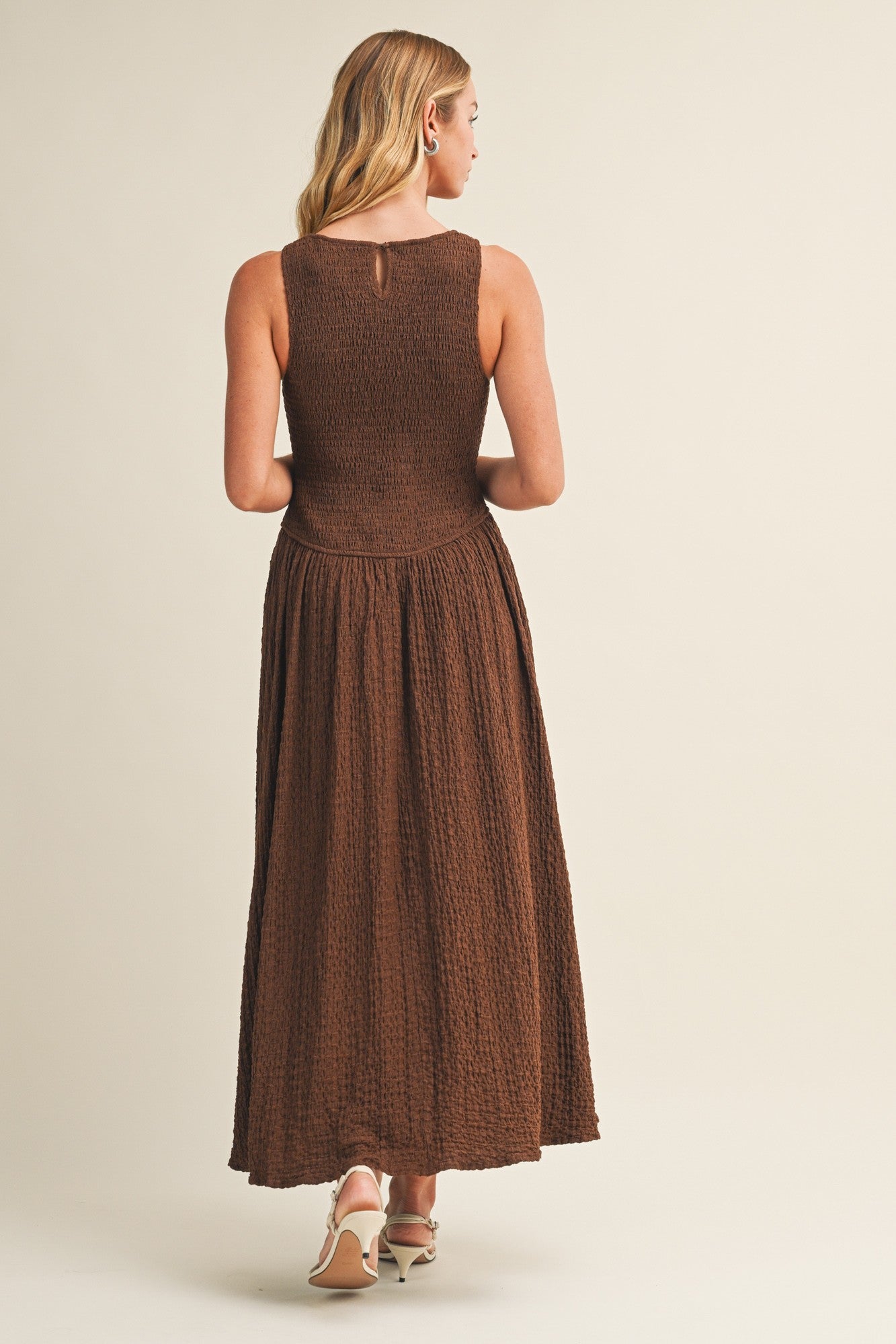 The Wynn textured dress in dark brown