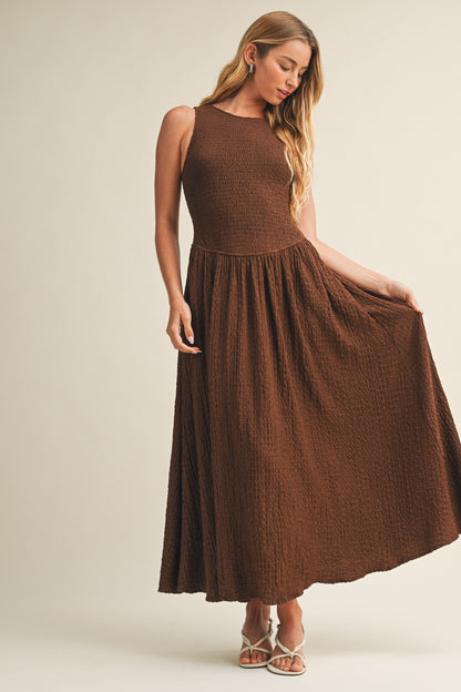 The Wynn textured dress in dark brown