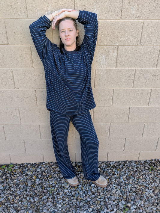 The Rue Fleece Top in Navy