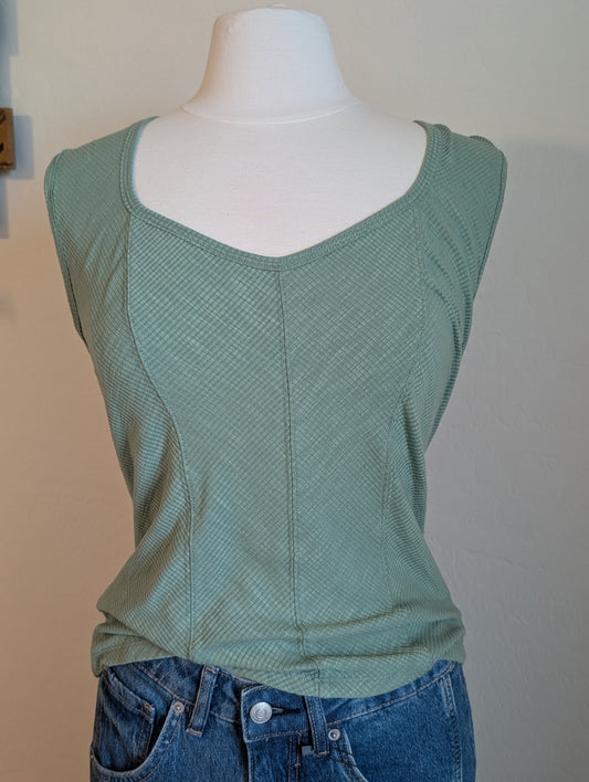 Ribbed tank with sweetheart neckline in green. 