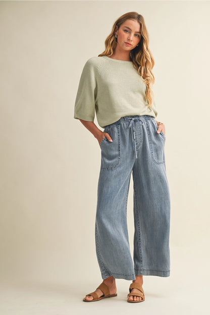 The Falon Wide-Leg Pants in Washed Denim