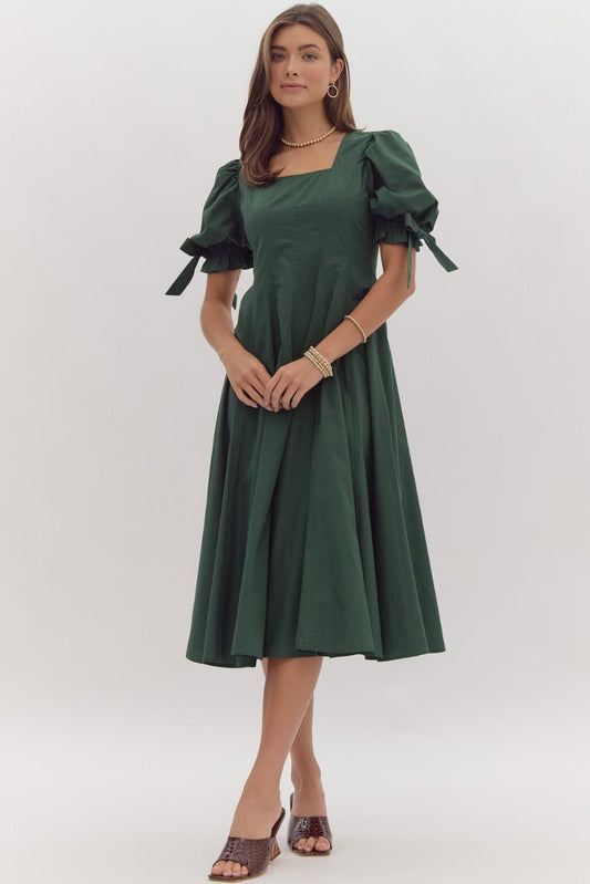 The Tarenza Midi Dress in Hunter Green