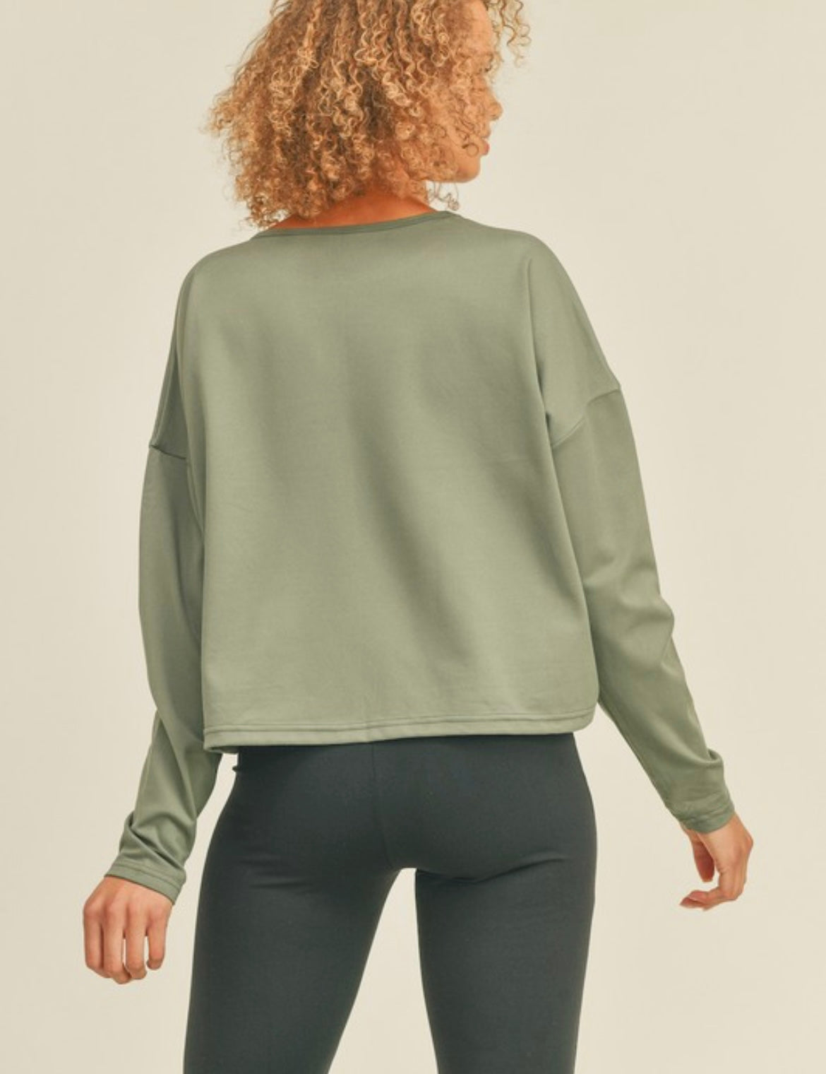 The Kim Cropped Workout Pullover